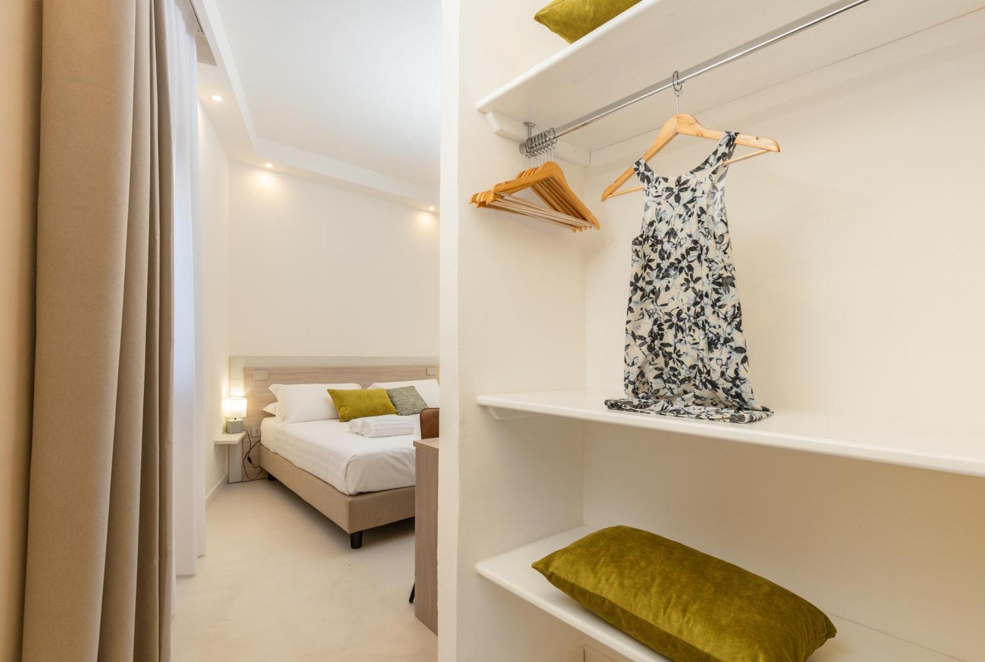 Ausentu Guest House Tortolì Екстериор снимка