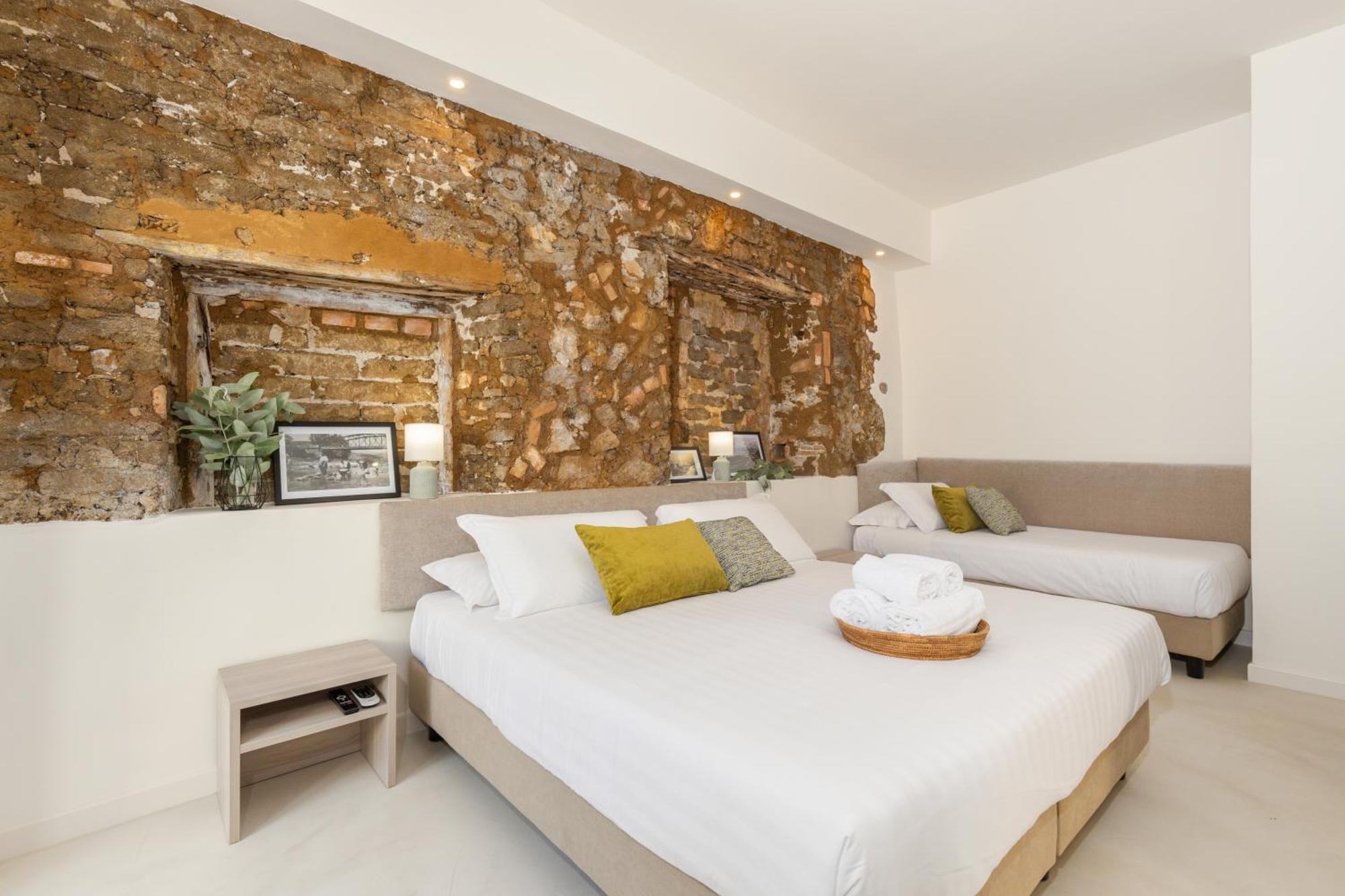 Ausentu Guest House Tortolì Екстериор снимка