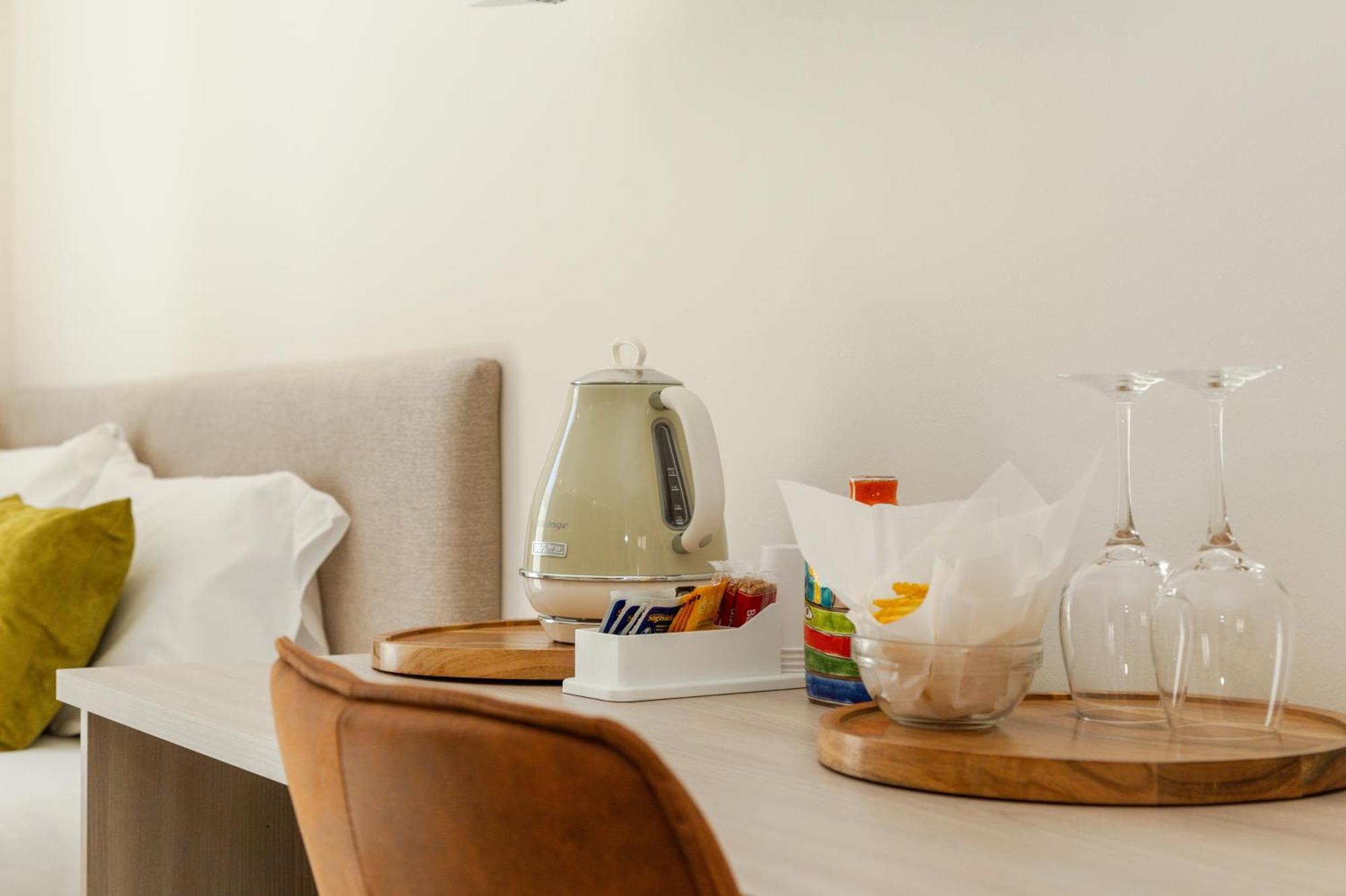 Ausentu Guest House Tortolì Екстериор снимка