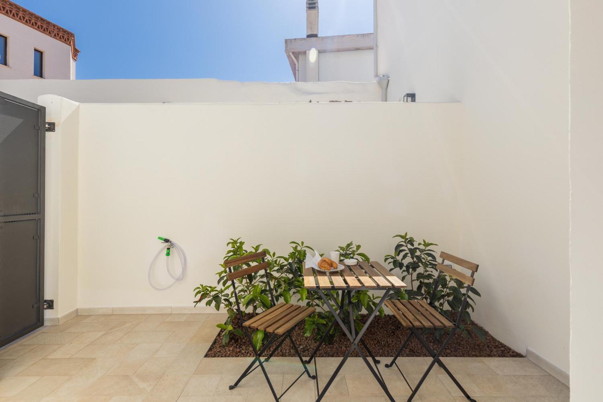 Ausentu Guest House Tortolì Екстериор снимка