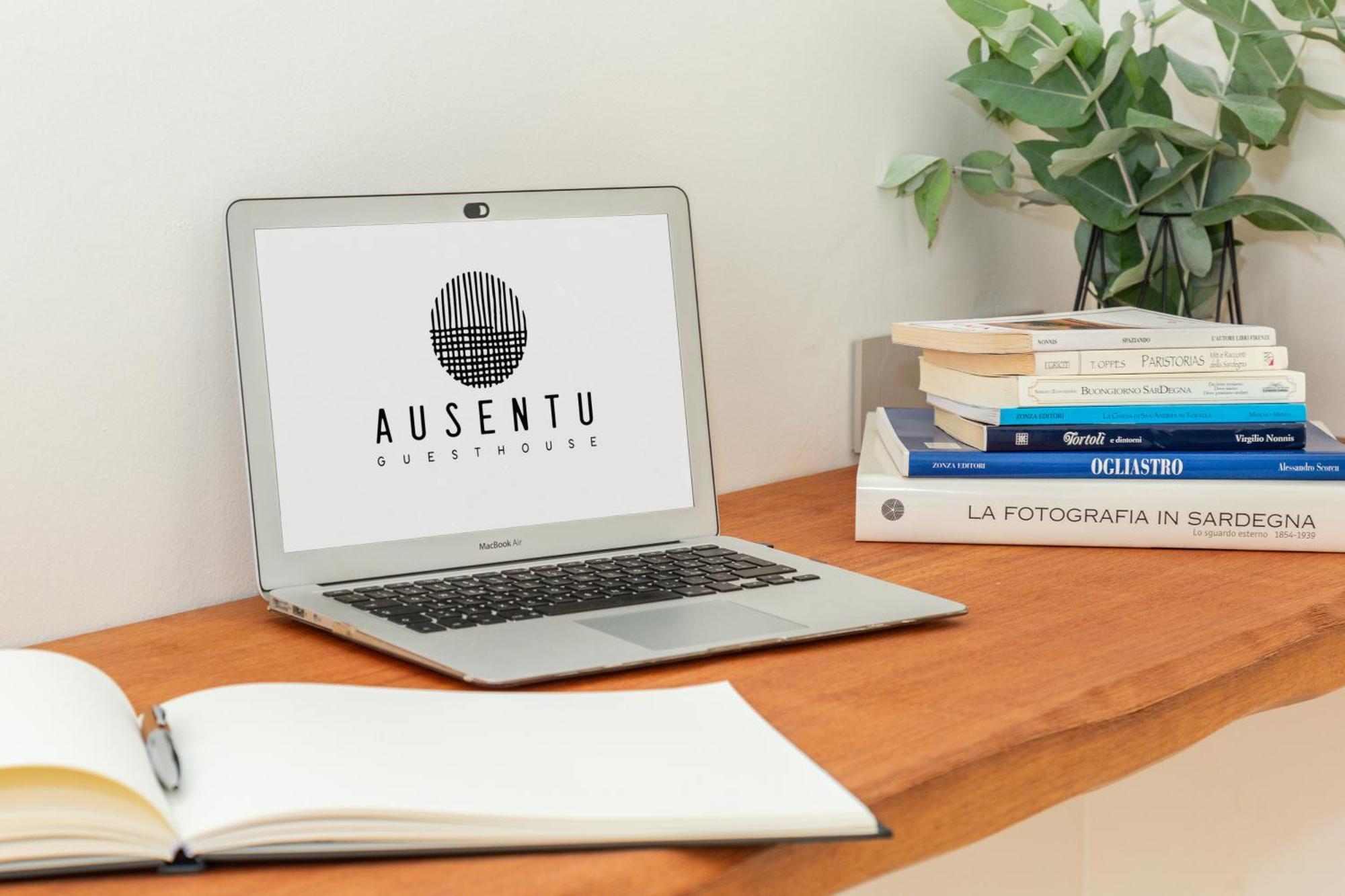 Ausentu Guest House Tortolì Екстериор снимка